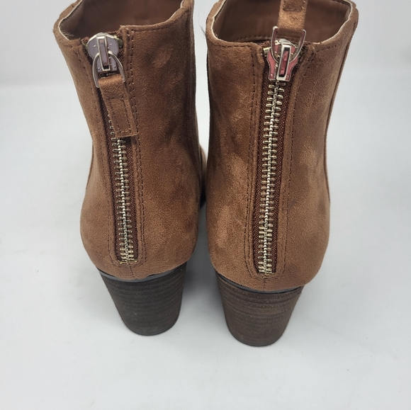 Call it Spring Faux Suede Tan Ankle Booties Boots Tan Size 7.5 Back Zipper - Picture 6 of 11
